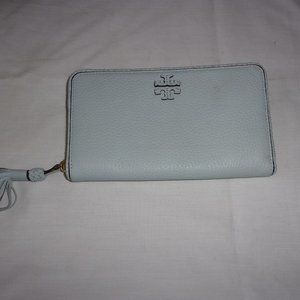 Tory Burch Leather Wallet Baby Blue in Color